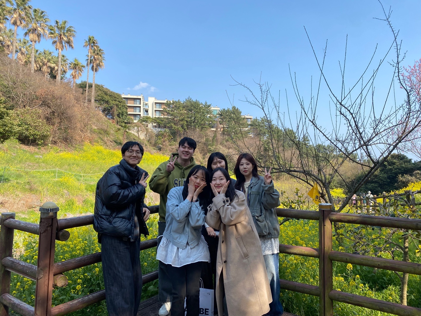 Lab spring outing in Jeju