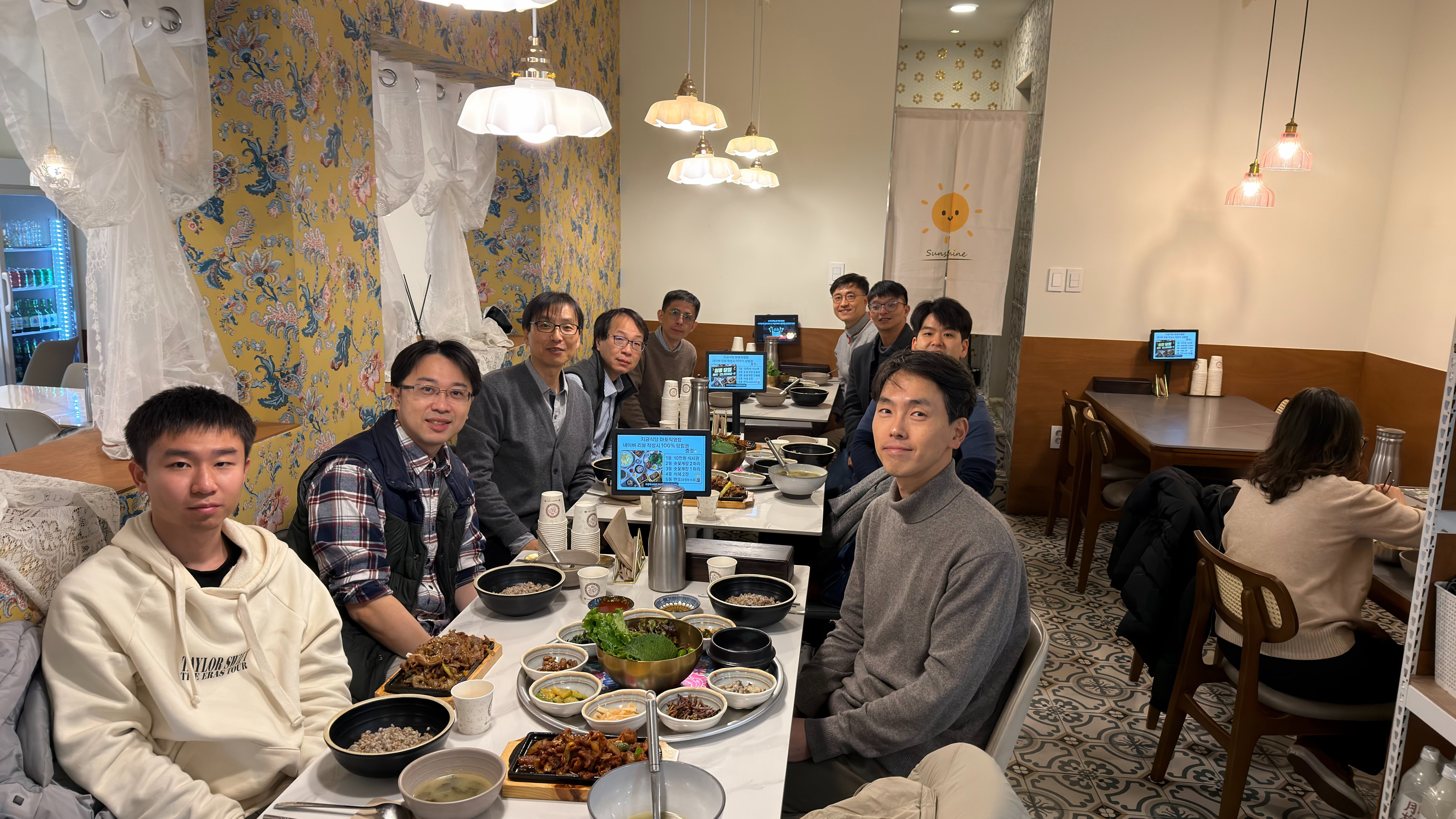 Dinner with visiting NTU faculty in Seoul
